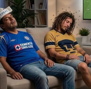 Aficionados de Cruz Azul y Pumas dormidos
