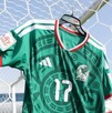 Tres ediciones del uniforme de la Selección Mexicana