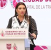 Clara Brugada en una conferencia de prensa