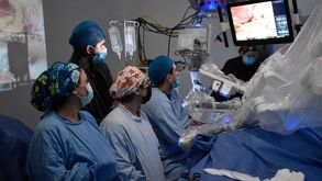 Los hospitales del IMSS en Nuevo León realizaron más de 49 mil cirugías en el primer cuatrimestre, un incremento del 40%.