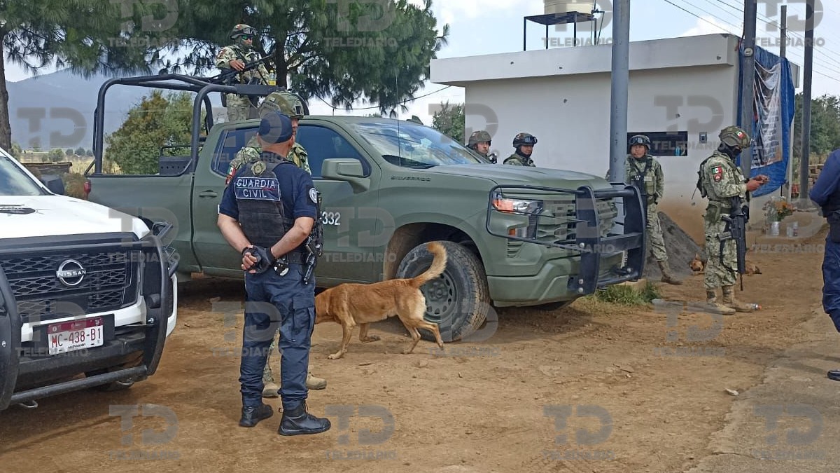 Comunitarios purépechas se enfrentan con la policía en Casa Michoacán. Exigen protección militar ante violencia del CJNG y células extranjeras.