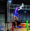 El luchador mexicano Piloto Suicida falleció tras sufrir una aparatosa caída durante una función en Chihuahua.