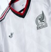 Tres ediciones del uniforme de la Selección Mexicana