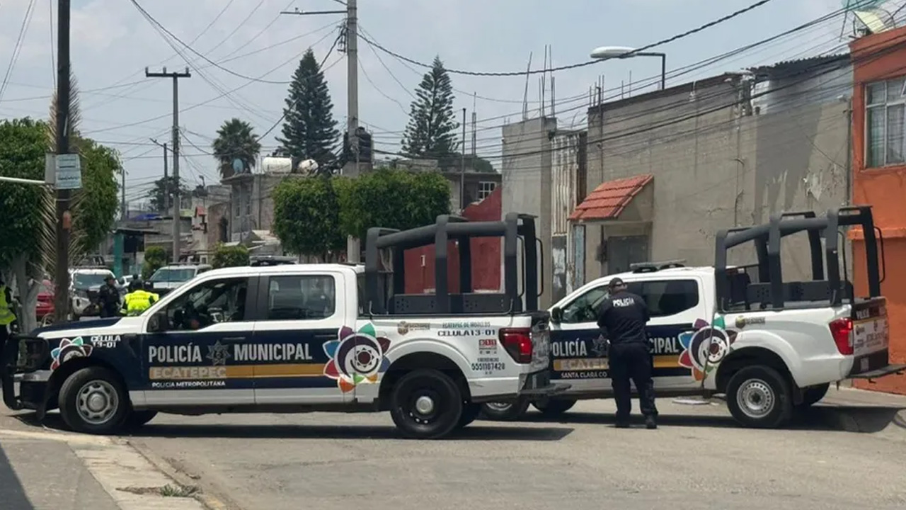 Autoridades localizaron una hielera con una presunta cabeza humana en la colonia Santa María Tulpetlac, en Ecatepec.