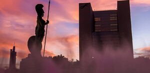 Glorieta la Minerva con atardecer