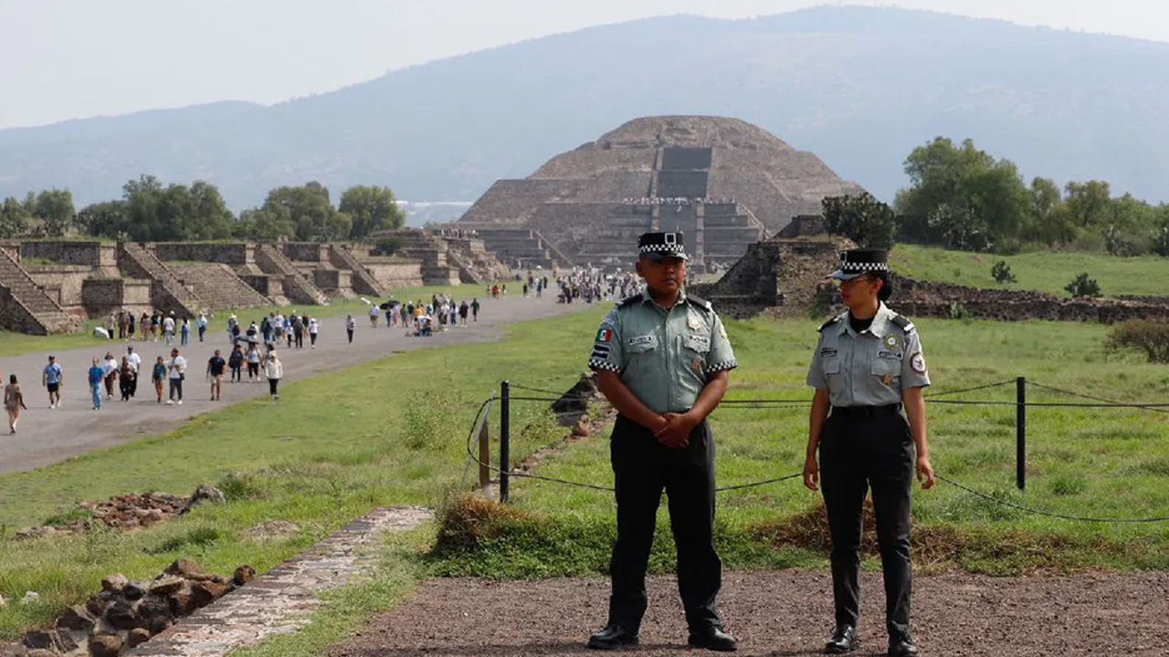 La Guardia Nacional desplegó 100 elementos, drones y binomios caninos para reforzar la seguridad en la zona arqueológica de Teotihuacan.