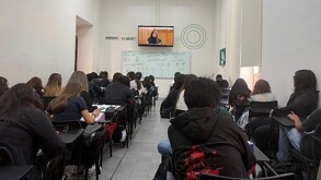 Ante el riesgo de reclutamiento forzado y engaños digitales en prepas, la Secretaría de Educación de Jalisco intensifica su plan de seguridad.