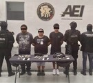Cinco presuntos generadores de violencia, incluidos dos menores, fueron detenidos durante un operativo en Monterrey.