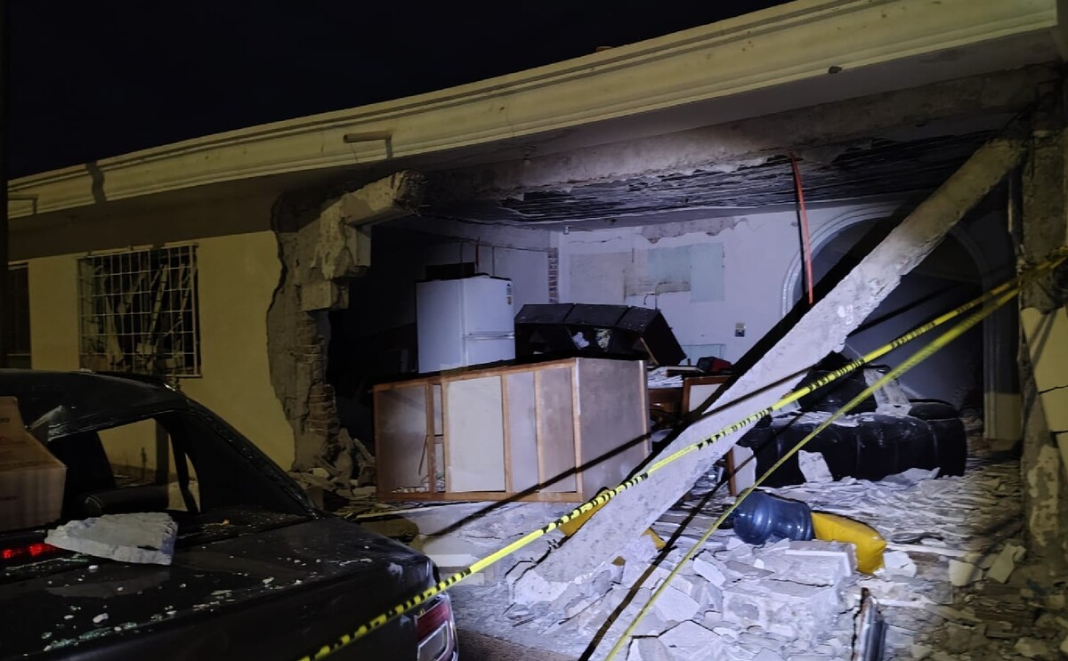Una fuerte explosión provocada por la acumulación de gas destrozó por completo un departamento y dejó a un hombre lesionado de gravedad.