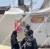 Servían comida en fondita mientras un cadáver estaba bajo las mesas, informa C4 Jiménez.