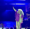 Amanda apareció en escena con una energía imponente para arrancar la velada