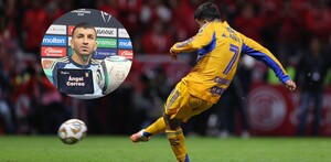 Ángel Correa cobrando el penal definitivo en la Final ante Toluca.