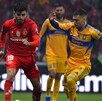 Gorriarán enfrentando a Santi Simón en la Final de la Liga MX del Apertura 2025.