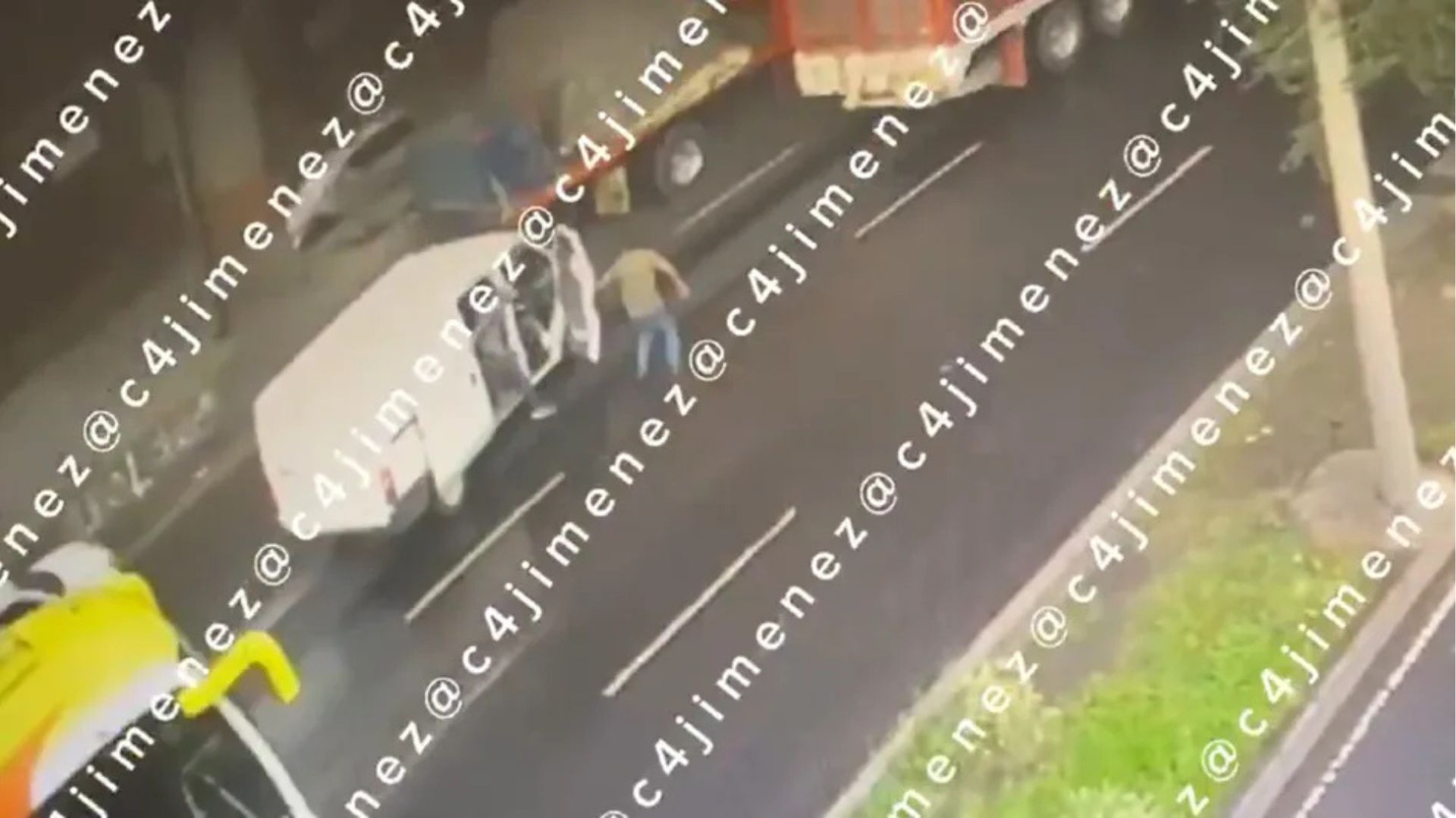 Un joven de 27 años fue atropellado y decapitado por el chofer de un camión de carga tras sostener una disputa vial en la colonia Moctezuma de la CdMx.