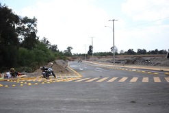 La madrugada de este sábado, una pareja que viajaba en moto fue atacada a balazos en Acámbaro. Ambos se encuentran gravemente heridos.