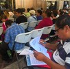 Personas en fila y esperando afuera de la recaudadora ubicada en el Centro Histórico de Guadalajara