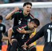 Johan Vázquez festejando el gol que anotó en el amistoso contra Australia.