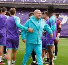 El exgobernador de Jalisco, Enrique Alfaro, anunció el fin de su ciclo en el Real Valladolid de España tras una temporada de lesiones y retos.