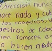 Pancarta denunciando abuso sexual en escuelas de Oaxaca.