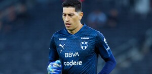 Esteban Andrada previo a un partido de Rayados en su primer etapa.