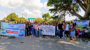 CNTE protestando