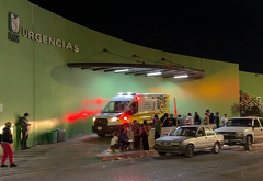 Una menor fue hospitalizada tras un percance vial en Los Balcones; autoridades investigan las circunstancias del caso.