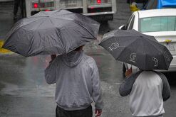 Las lluvias en la Ciudad de México continuarán este viernes según el SMN.