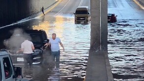 A días del Mundial, un paso a desnivel cercano al Estadio Guadalajara se inundó por completo. El alcalde de Zapopan calificó el error como 