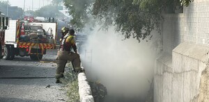Tráiler incendiado en Carretera Nacional en Santiago