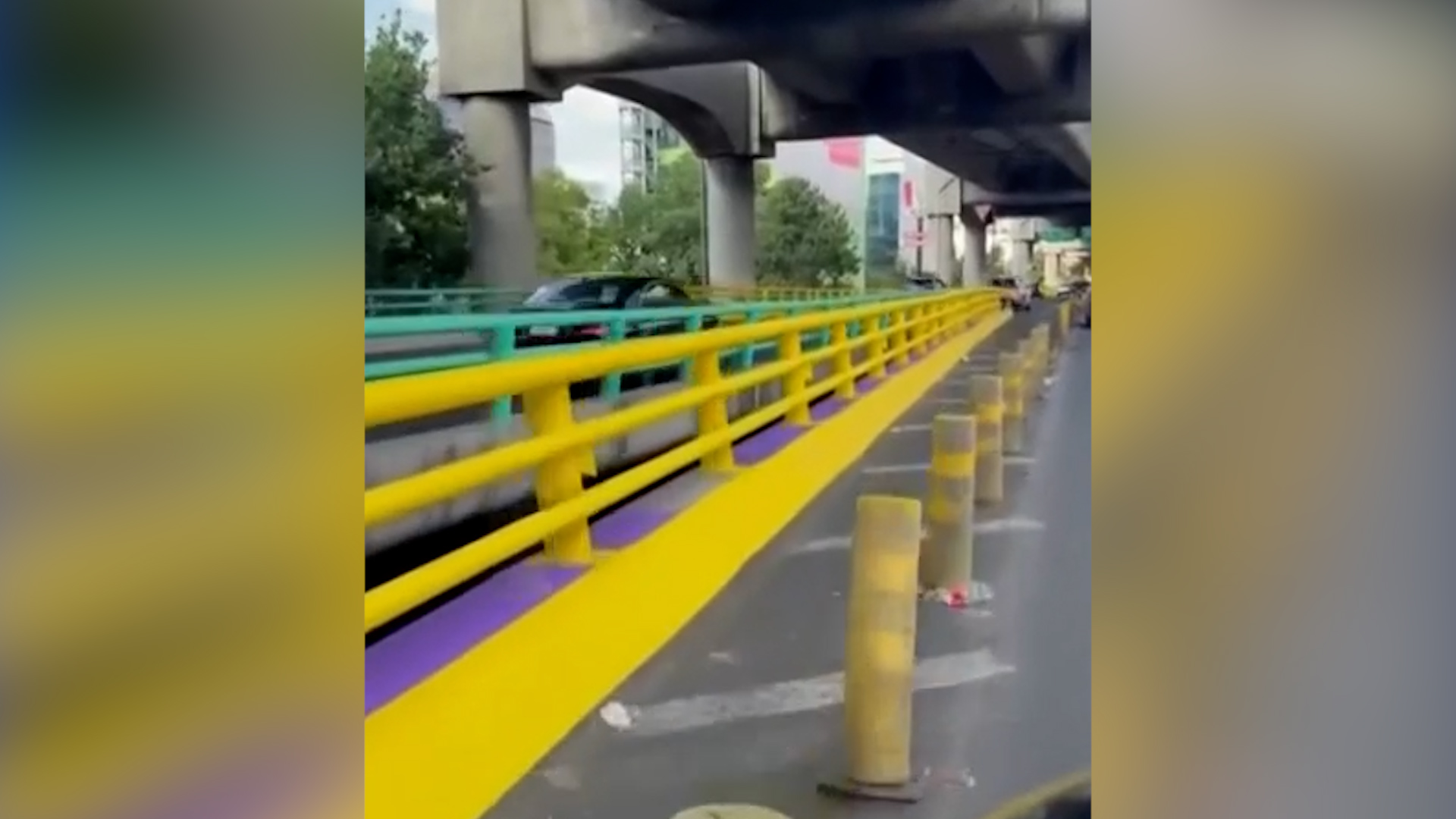 Autoridades de la CdMx regresan el color amarillo original a puentes vehiculares tras críticas por usar el morado institucional de cara al Mundial de Futbol.