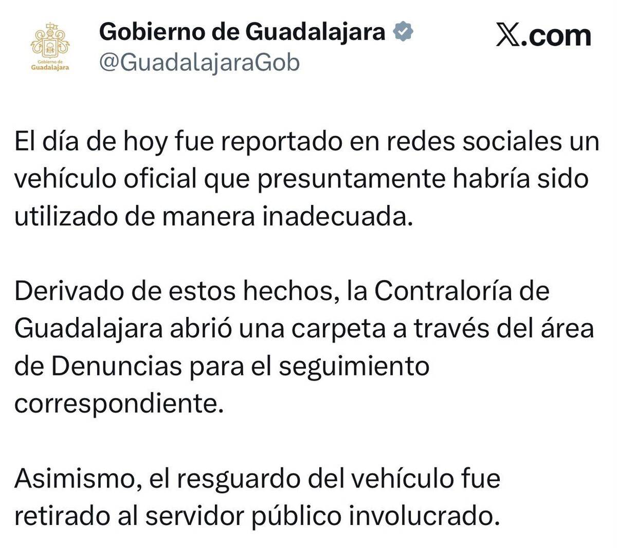 La Contraloría de Guadalajara abrió una investigación y retiró la unidad a un funcionario de Licencias captado en un supermercado con su familia.