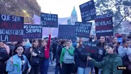 11 años después de la primera protesta del movimiento, el país vuelve a convulsionarse de ira ante el feminicidio de Agostina Vega.