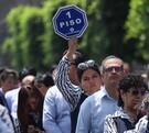 Personas salen de su oficina por simulacro en CdMx