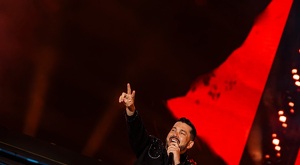 El cantante de regional mexicano volverá a Saltillo con su gira 2026. Conoce sede, zonas y costos.