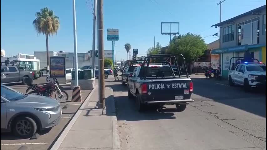 Durante la mañana de este jueves, se registró una intensa movilización policial en la capital del estado tras la activación del Código Rojo en Durango.