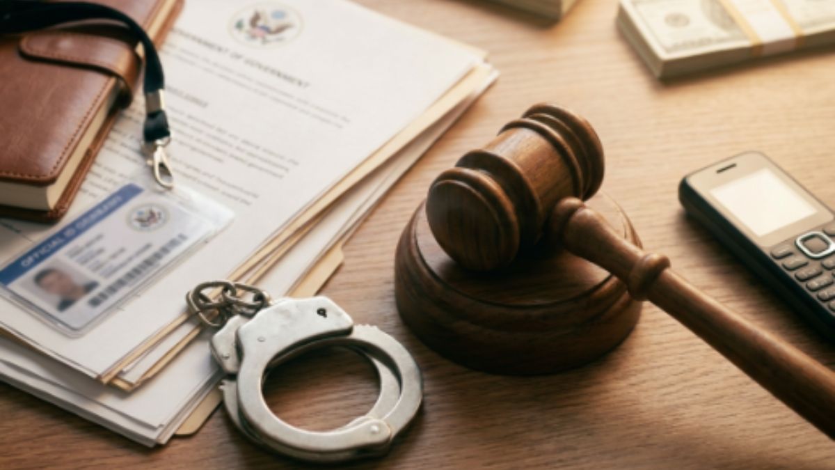 Buscan replicar el Operativo Enjambre en más entidades del país para investigar y luchar contra la corrupción en servidores públicos vinculados al crimen.