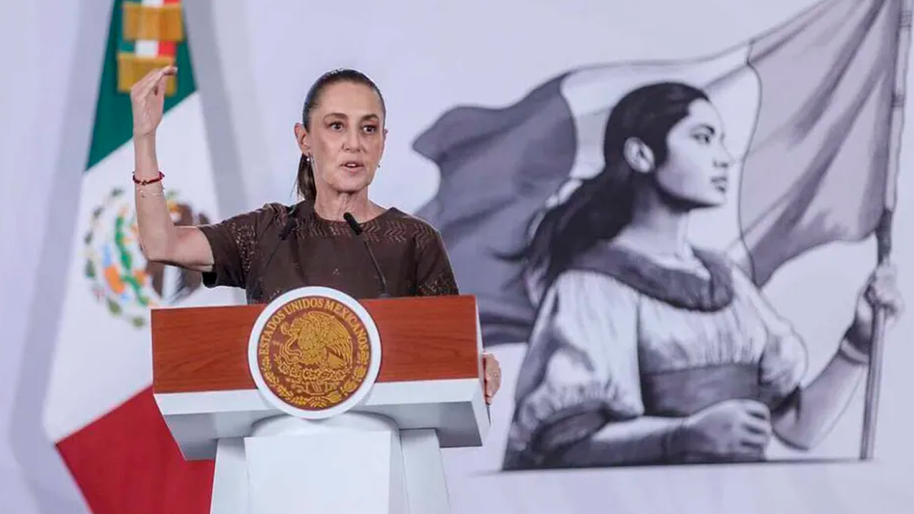 La presidenta Claudia Sheinbaum descartó reunirse con la CNTE y aseguró que Segob y SEP mantienen abiertas las negociaciones.