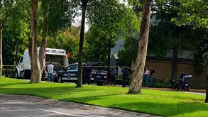 Trabajadores de limpieza en Zapopan localizaron un presunto feto humano oculto en una bolsa de basura en la colonia Puerta de Hierro. La Fiscalía ya investiga.