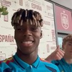 lamine yamal, nico williams y víctor muñoz jugadores de la selección de españa