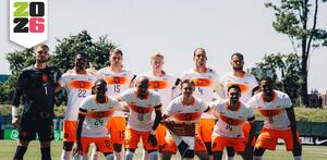 Jugadores titulares de Países Bajos durante el último partido de preparación rumbo al Mundial 2026.
