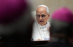 El papa León XIV se reúne con los obispos españoles en la Conferencia Episcopal Española, en Madrid, el lunes 8 de junio de 2026.
