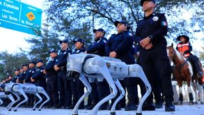 elementos de la policía de Nuevo León con robocops