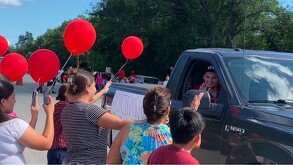 Un aproximado de 300 personas participaron en el recibimiento de César Tamez Villarreal