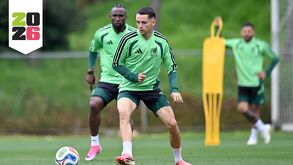Álvaro Fidalgo entrenando con la Selección Mexicana.