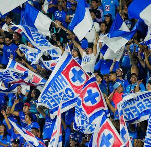 Afición de Cruz Azul en la Final de Ida del Clausura 2026.