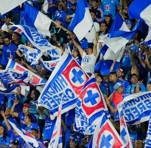 Afición de Cruz Azul en la Final de Ida del Clausura 2026.