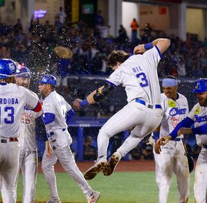 Allen Córdoba y Mateo Gil fueron claves para la victoria de la novena jalisciense.