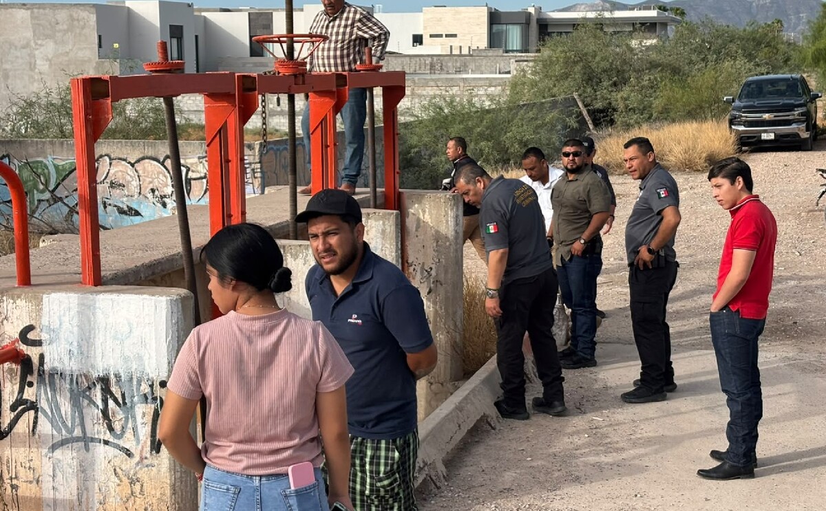Autoridades buscando a José Ruiz Díaz, joven desaparecido en Torreón, en canales de riego.