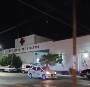 Cruz roja Mexicana.