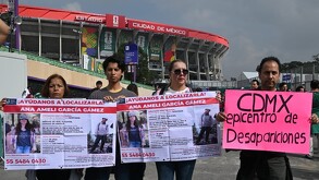 Manifestaciones en el Estadio de la Ciudad de México